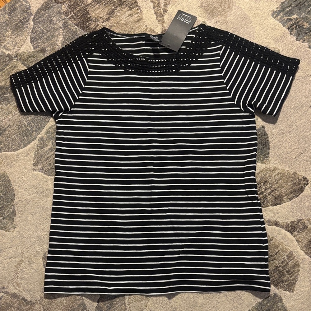 Jones New York Black and White Striped Tee